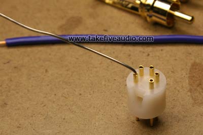 Belden 1.5 Meter Tone Arm Phono Cable 5 pin Male DIN to WireWorld RCAs Cardas 