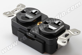 Furutech GTX-D Gold Duplex Receptacle